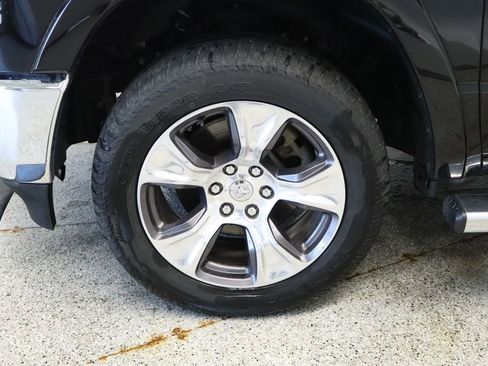 Used 2022 RAM 1500 Laramie AWD/4WD image 11