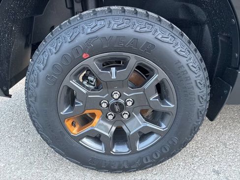 New 2025 Ford Maverick Tremor AWD/4WD image 18