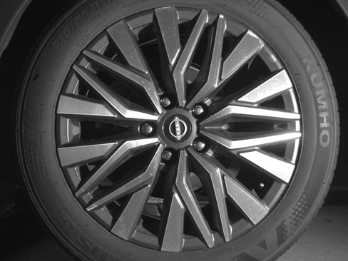 Used 2025 Nissan Altima 2.5 SV image 14