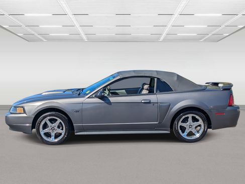 Used 2003 Ford Mustang GT image 2