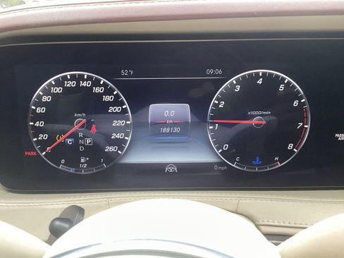 Used 2018 Mercedes-Benz S 560 4MATIC Sedan image 5
