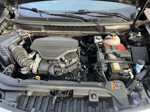 Certified 2024 Cadillac XT5 Premium Luxury image 9