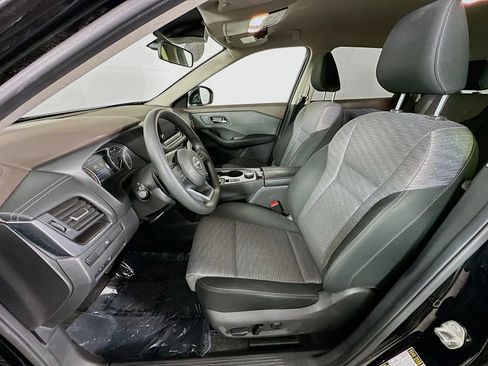 Certified 2023 Nissan Rogue SV image 28