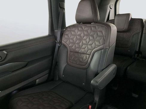 New 2025 Nissan Armada Platinum Reserve AWD/4WD image 27