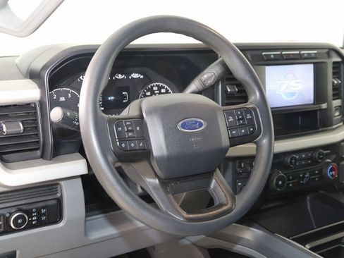 Used 2023 Ford F450 XLT w/ FX4 Off-Road Package image 6