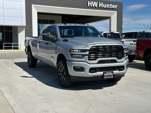 New 2026 RAM 2500 Big Horn AWD/4WD image 10