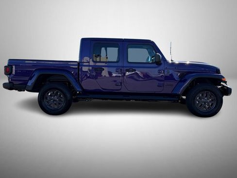 New 2026 Jeep Gladiator Sport AWD/4WD image 6