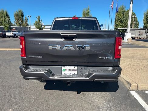 New 2025 RAM 1500 Big Horn image 9