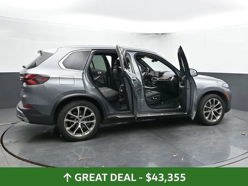Used 2024 BMW X5 xDrive40i AWD/4WD image 55