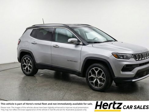 Used 2025 Jeep Compass Limited image 1