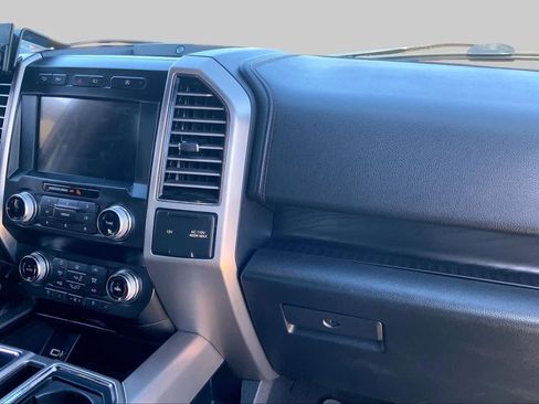 Used 2020 Ford F150 Platinum w/ Equipment Group 701A Luxury AWD/4WD image 17