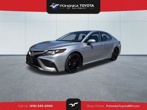 Used 2021 Toyota Camry XSE w/ Navigation Package FWD image 1