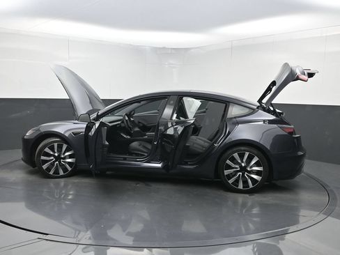 Used 2024 Tesla Model 3 Standard Range RWD image 35