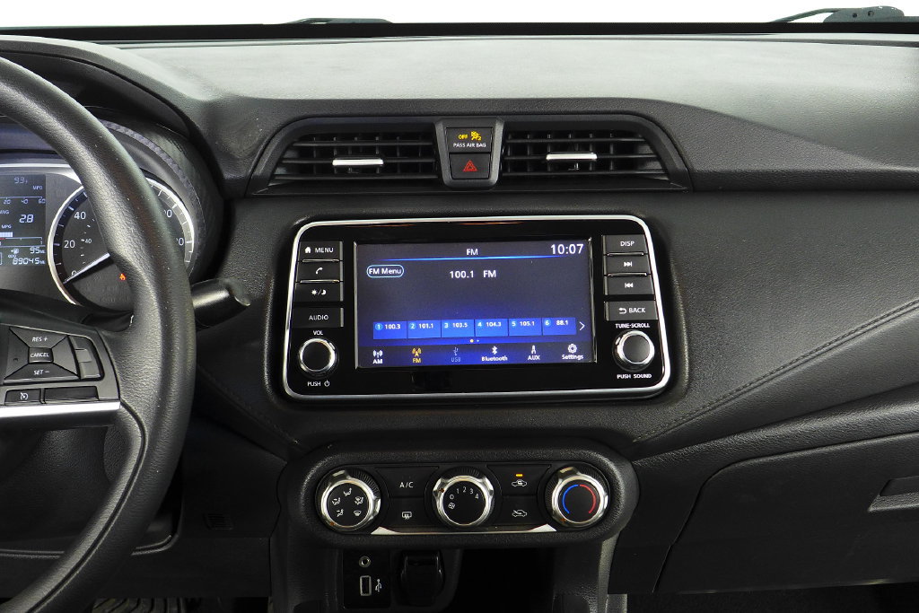 Used 2020 Nissan Versa S FWD image 25