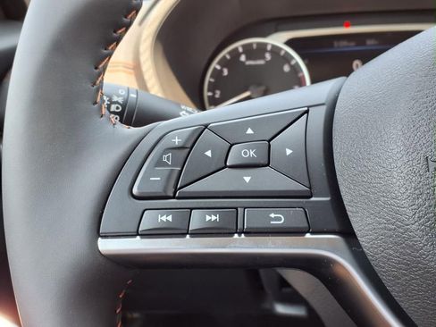 New 2025 Nissan Sentra SR w/ Midnight Edition FWD image 28