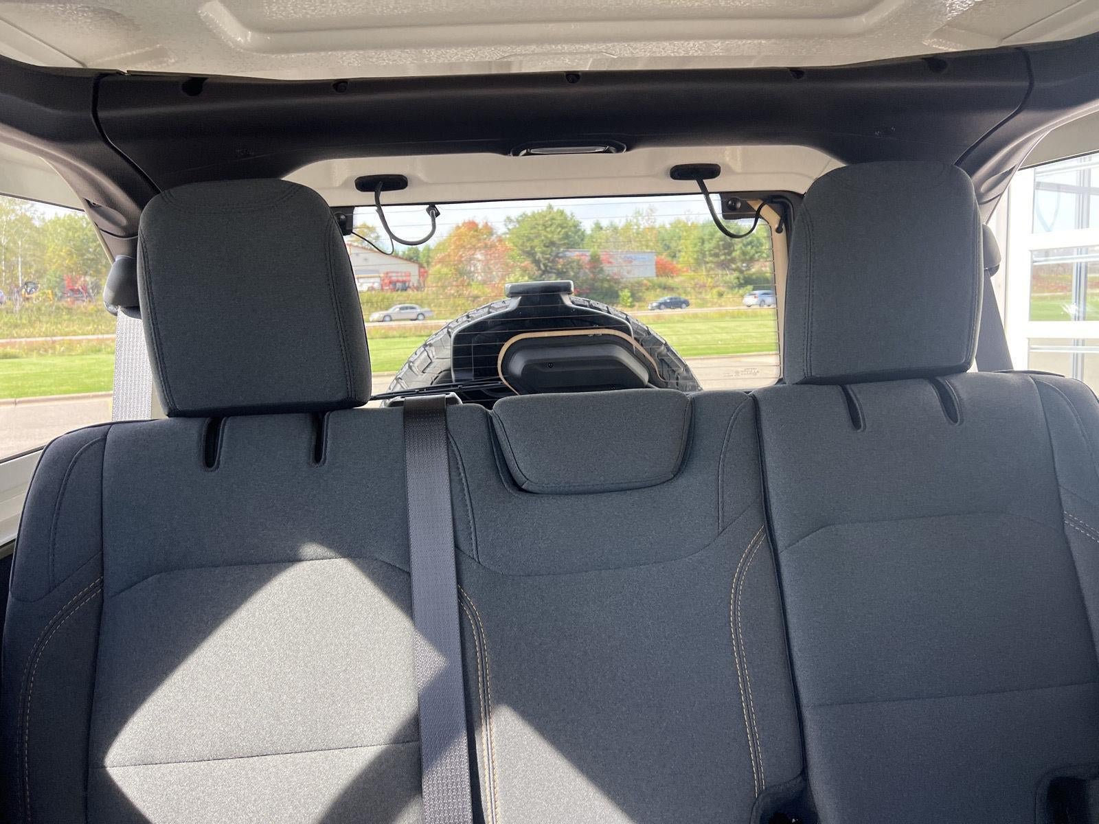 Used 2025 Jeep Wrangler Unlimited Sport AWD/4WD image 28