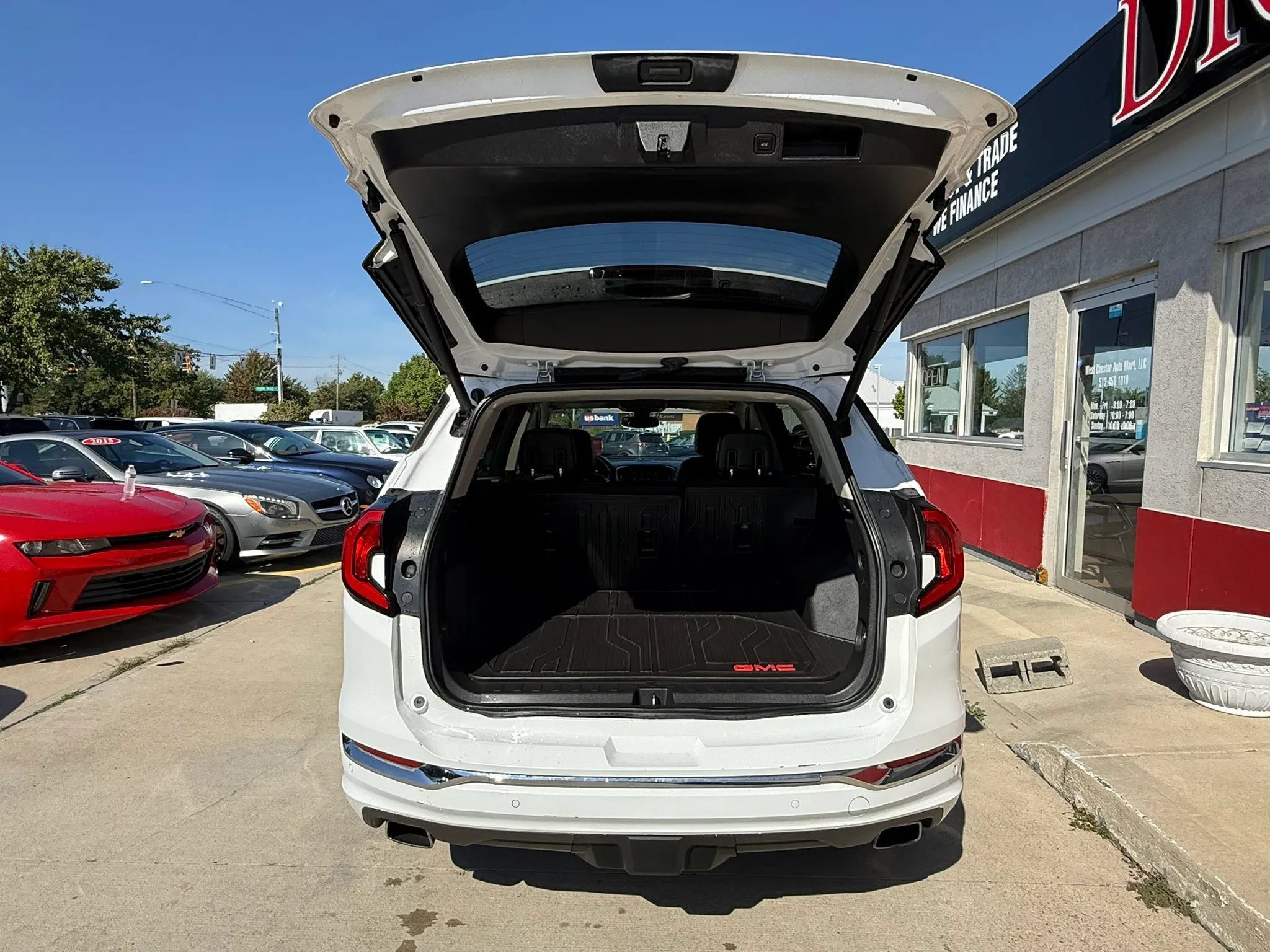 Used 2019 GMC Terrain Denali w/ Advanced Safety Package AWD/4WD image 20