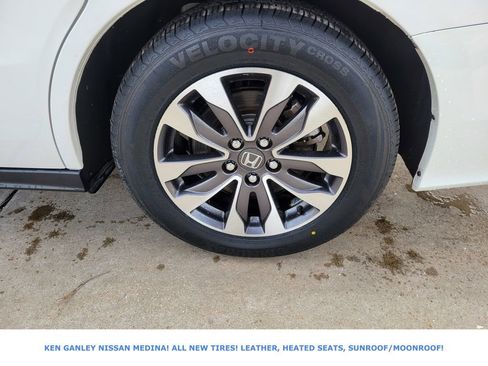 Used 2023 Honda Odyssey EX-L image 20