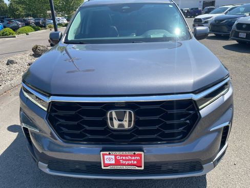 Used 2023 Honda Pilot Elite image 11