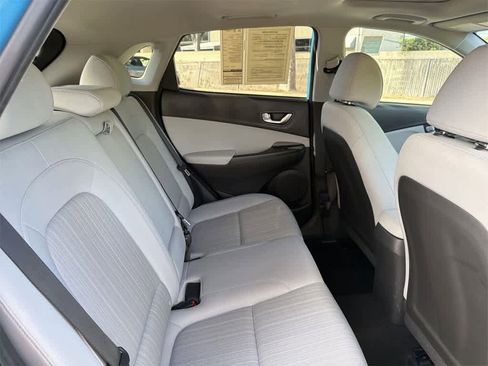 Used 2022 Hyundai Kona SEL w/ Convenience Package image 34