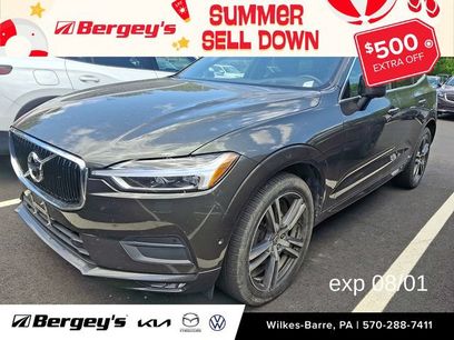 Used 2018 Volvo XC60 T5 Momentum w/ Advanced Package