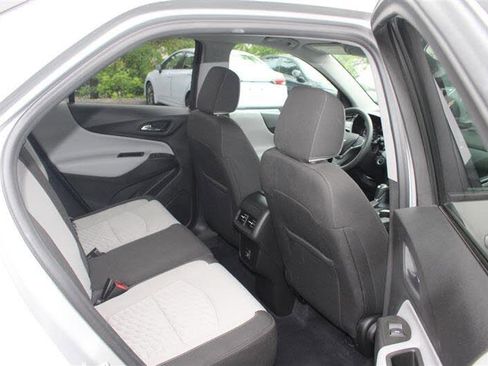 Used 2021 Chevrolet Equinox LS w/ LPO, Blackout Package FWD image 12
