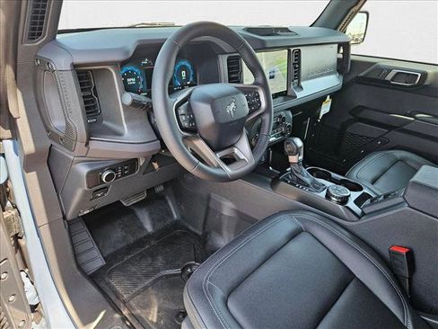 New 2025 Ford Bronco Big Bend image 3