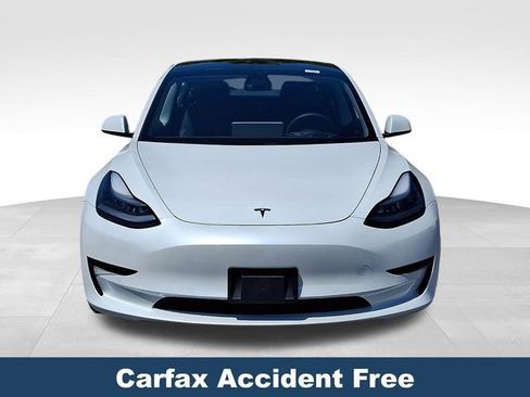 Used 2021 Tesla Model 3 Standard Range Plus RWD image 2