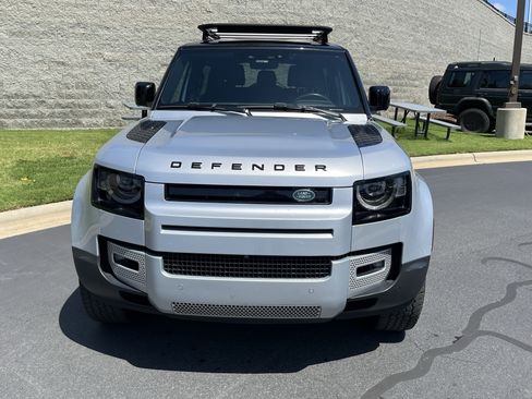 Used 2021 Land Rover Defender 90 S AWD/4WD image 10