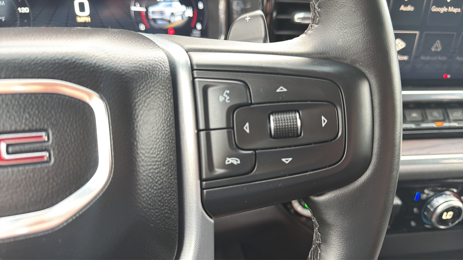Used 2023 GMC Sierra 1500 SLT w/ SLT Premium Package AWD/4WD image 18