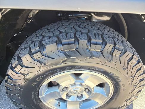 Used 2008 Toyota FJ Cruiser 4WD image 19