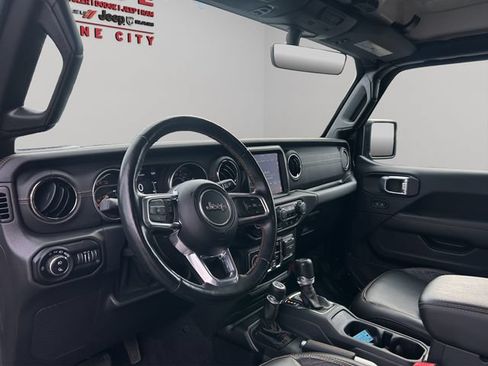 Used 2021 Jeep Gladiator Overland AWD/4WD image 28