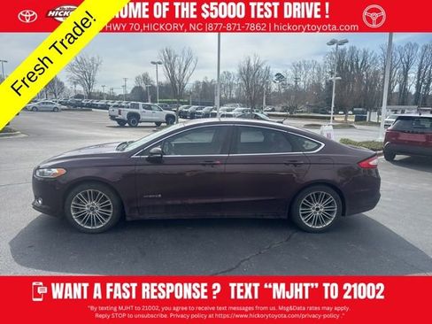 Used 2013 Ford Fusion SE image 2