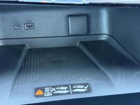 New 2026 Chevrolet Traverse LT w/ Midnight/Sport Edition image 53