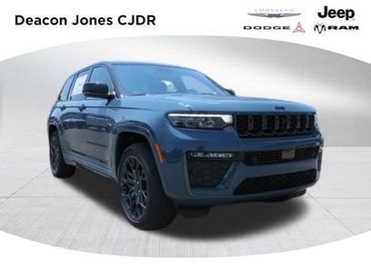 New 2026 Jeep Grand Cherokee Summit w/ Obsidian Package