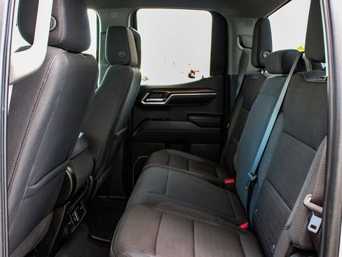 Used 2023 Chevrolet Silverado 1500 LT image 33