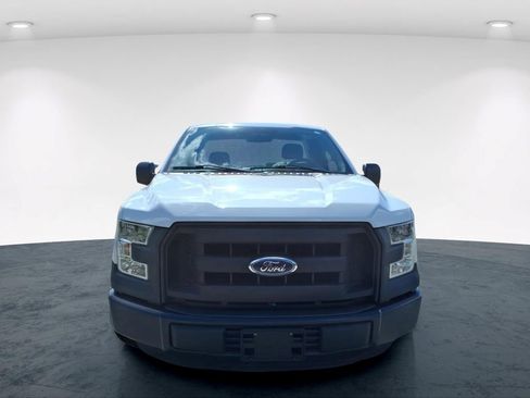 Used 2016 Ford F150 XL w/ Equipment Group 101A Mid RWD image 3