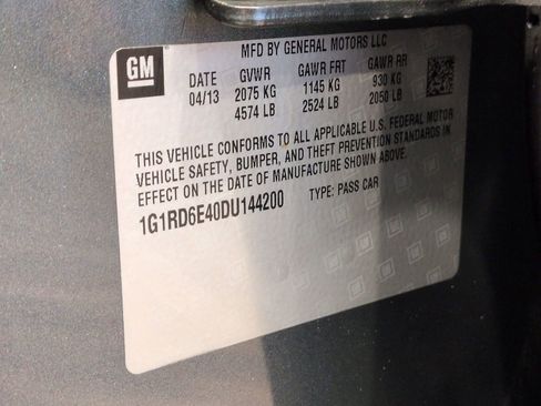 Used 2013 Chevrolet Volt Premium w/ Premium Trim Package image 40