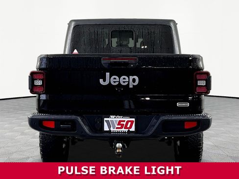 Used 2020 Jeep Gladiator Overland AWD/4WD image 5