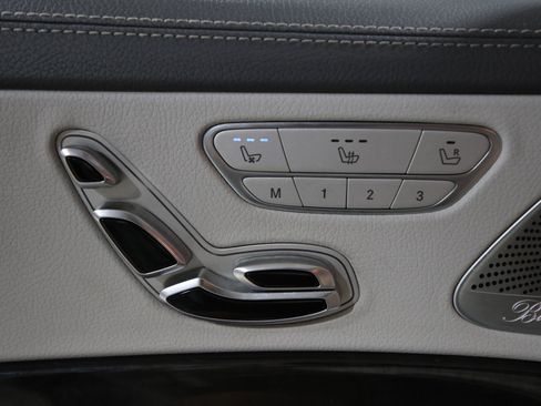 Used 2015 Mercedes-Benz S 550 Sedan image 24