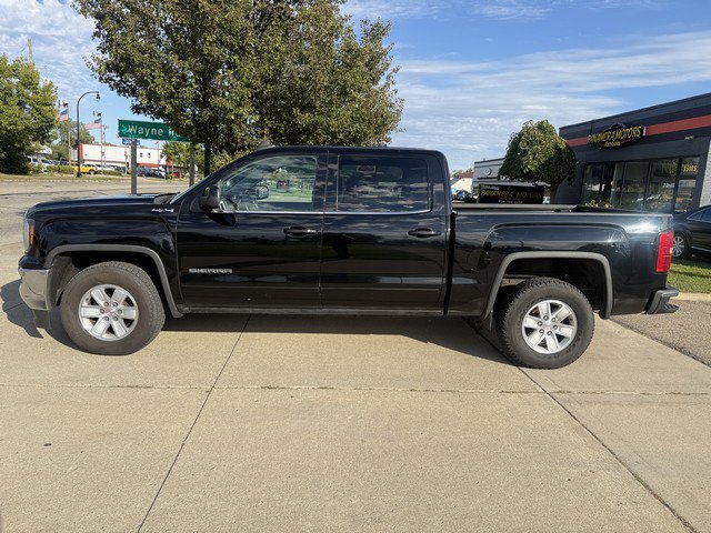 Used 2017 GMC Sierra 1500 SLE AWD/4WD image 8