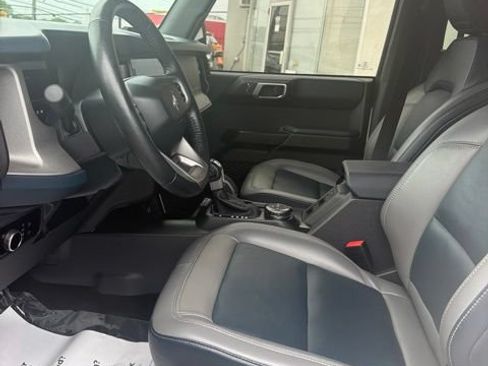 Used 2024 Ford Bronco Outer Banks AWD/4WD image 12