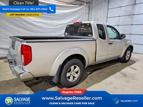 Used 2011 Nissan Frontier SV AWD/4WD image 4