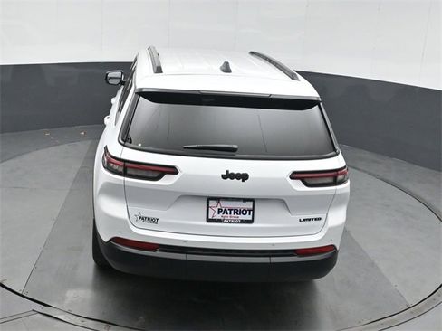 New 2025 Jeep Grand Cherokee L Limited w/ Black Appearance Package image 35