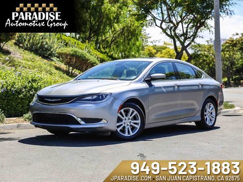 Used 2015 Chrysler 200 Limited w/ Convenience Group FWD image 1