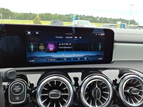Used 2025 Mercedes-Benz CLA 250 image 15