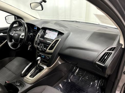 Used 2012 Ford Focus SEL image 18