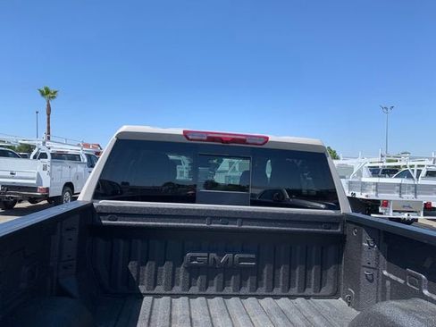 New 2026 GMC Sierra 1500 Denali AWD/4WD image 9