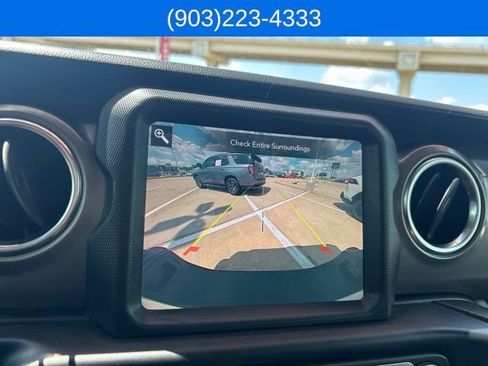 Used 2020 Jeep Gladiator Rubicon AWD/4WD image 23