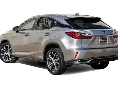 Used 2017 Lexus RX 450h AWD image 10